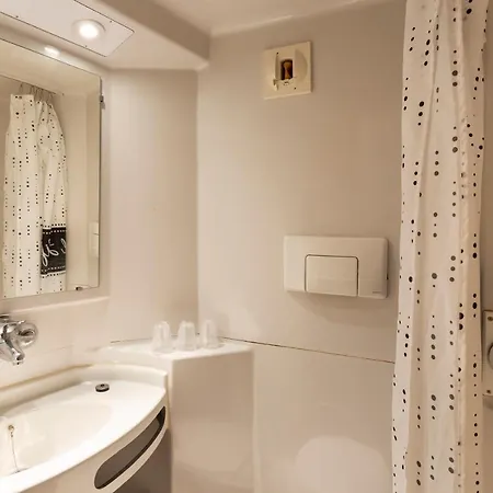 Hotelf1 Hotell Longwy