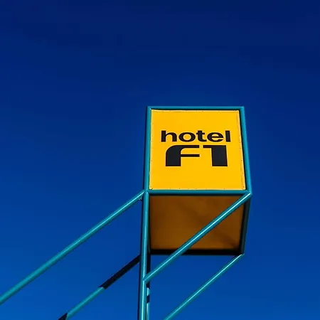 Hotelf1 לונווי