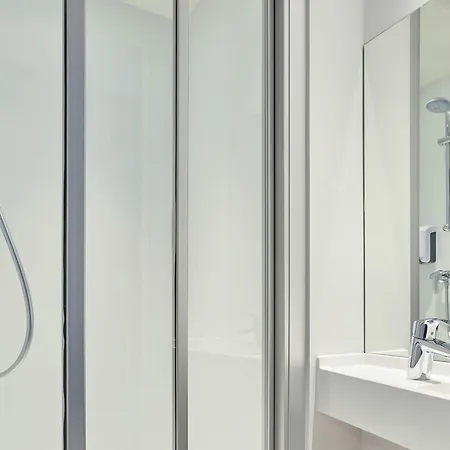 Hotelf1 Hotel Longwy