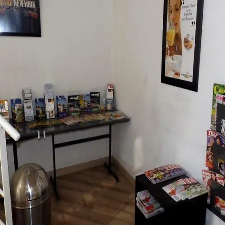 Hotel Hotelf1 *