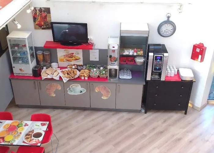 Hotelf1 Hotel Longwy